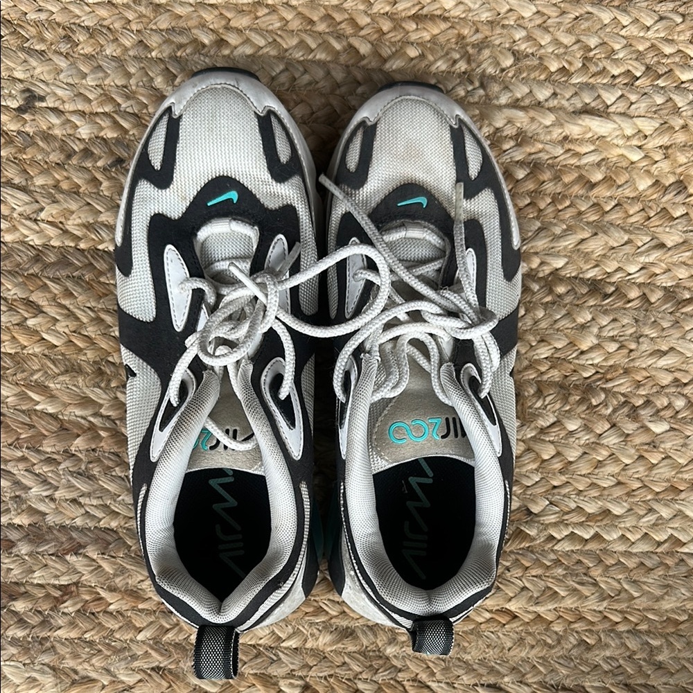 Nike Black and White Athletic Shoes with Cushioned Sole